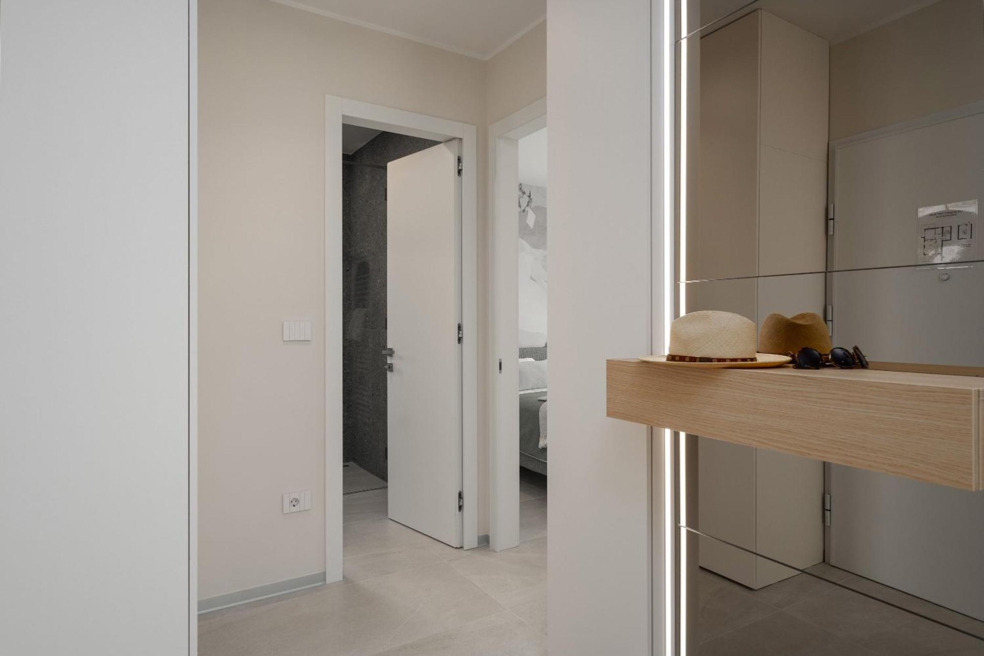 The Q Bliss - Your New 4-Star Hideaway With A Garage Ровинь Экстерьер фото